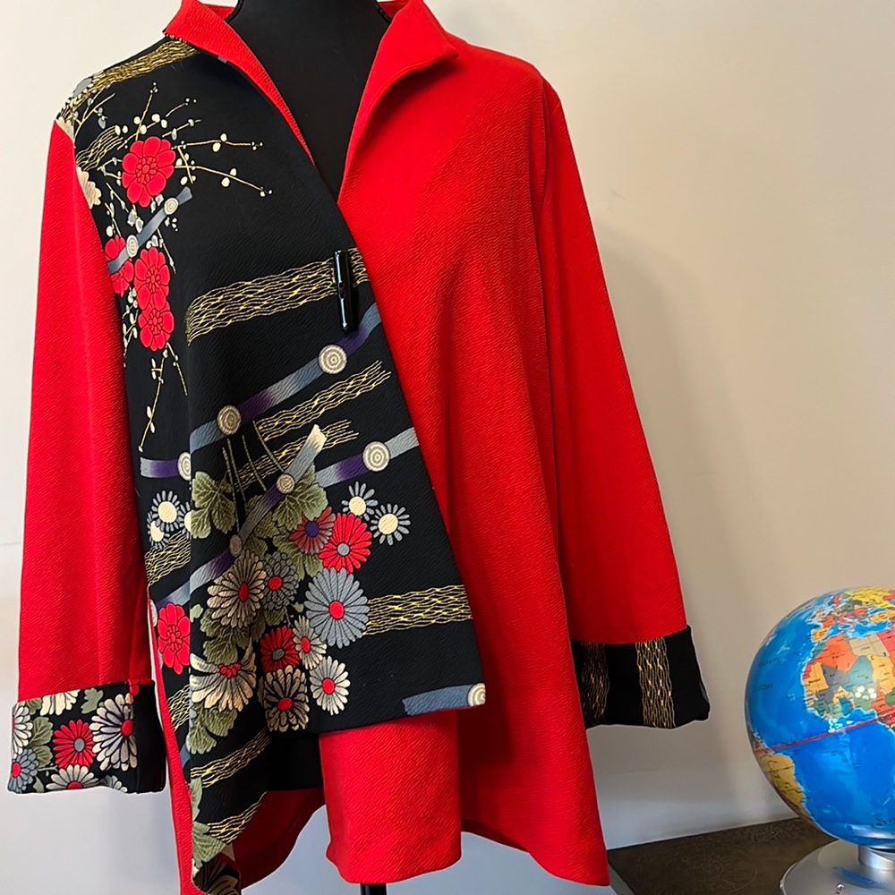 Pretty lightweight jacket with an Asian vibe!